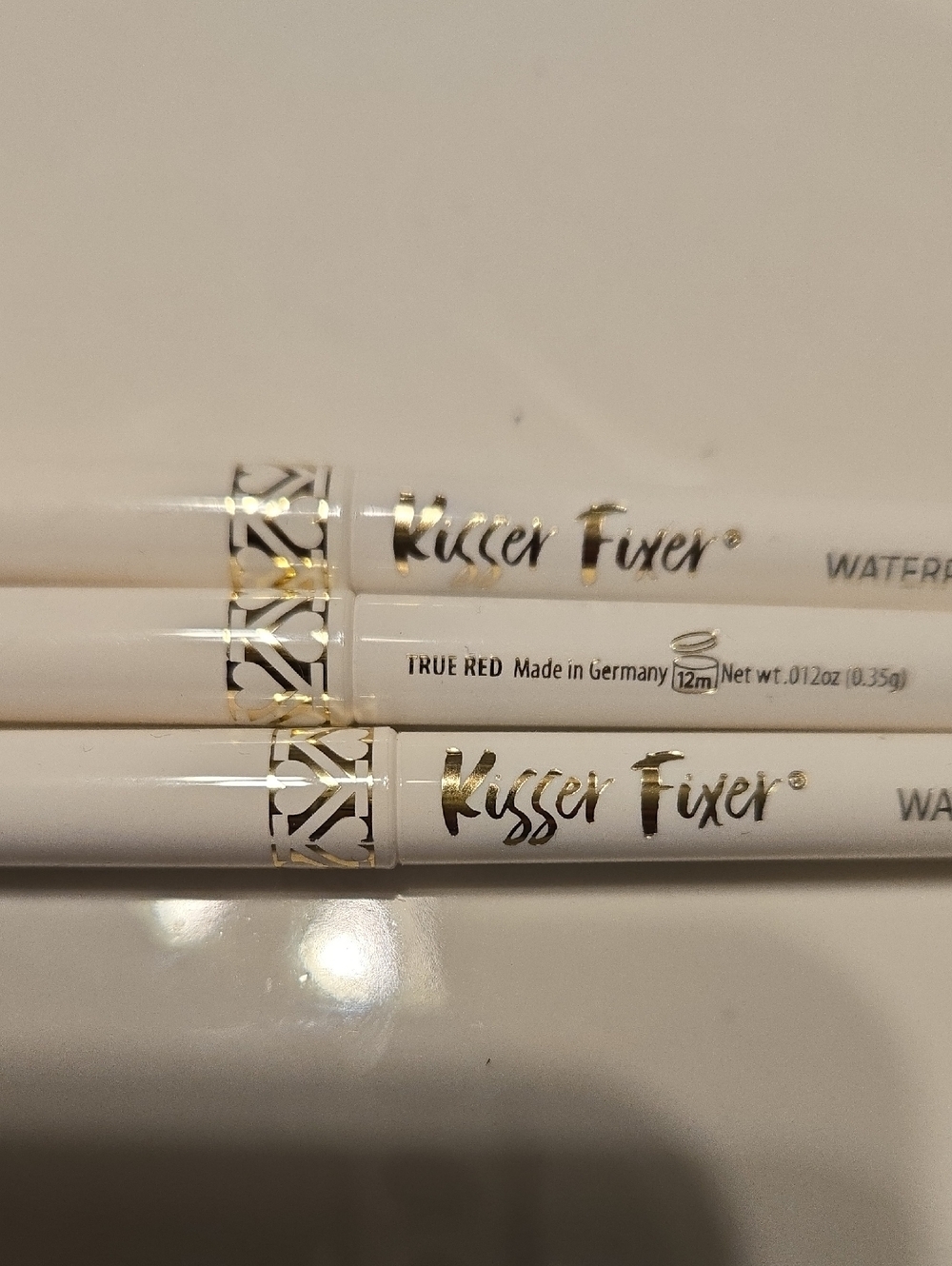 Belle Beauty 'Kisser Fixer' Waterproof Gel Lipliner - Deep Red (Set Of 3) - Picture 2 of 3